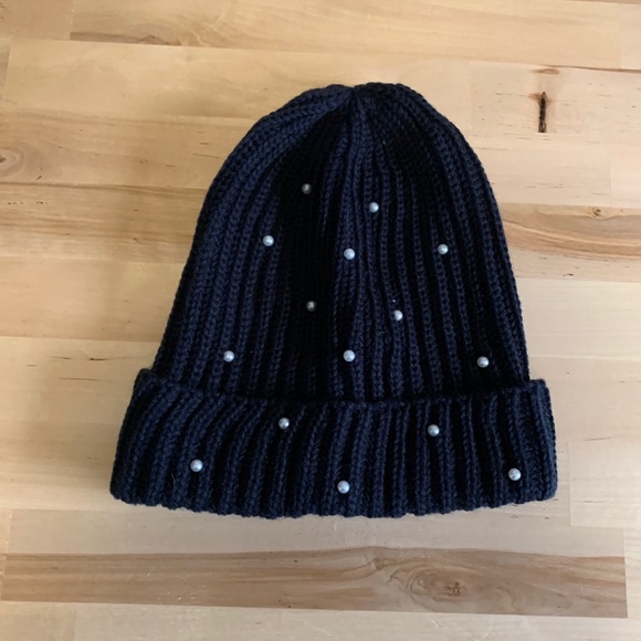Aeropostale Accessories - Aeropostale blue white pearls winter beanie hat